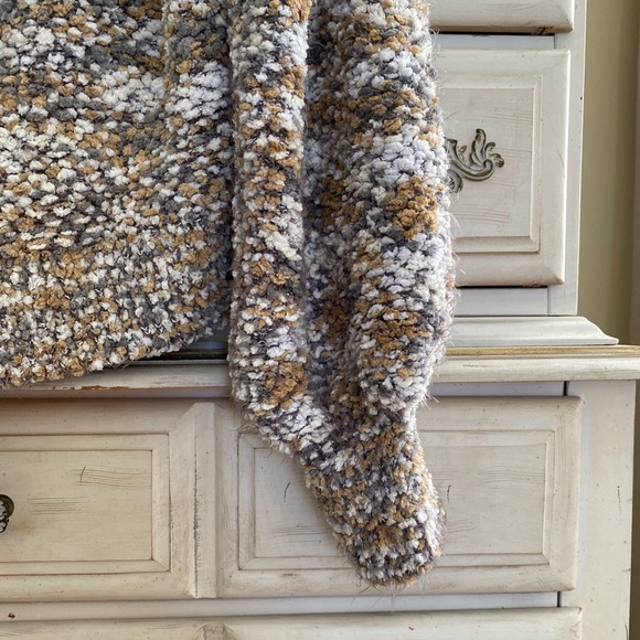 Vici Fuzzy Popcorn Sweater Cardigan - Picture 3 of 6